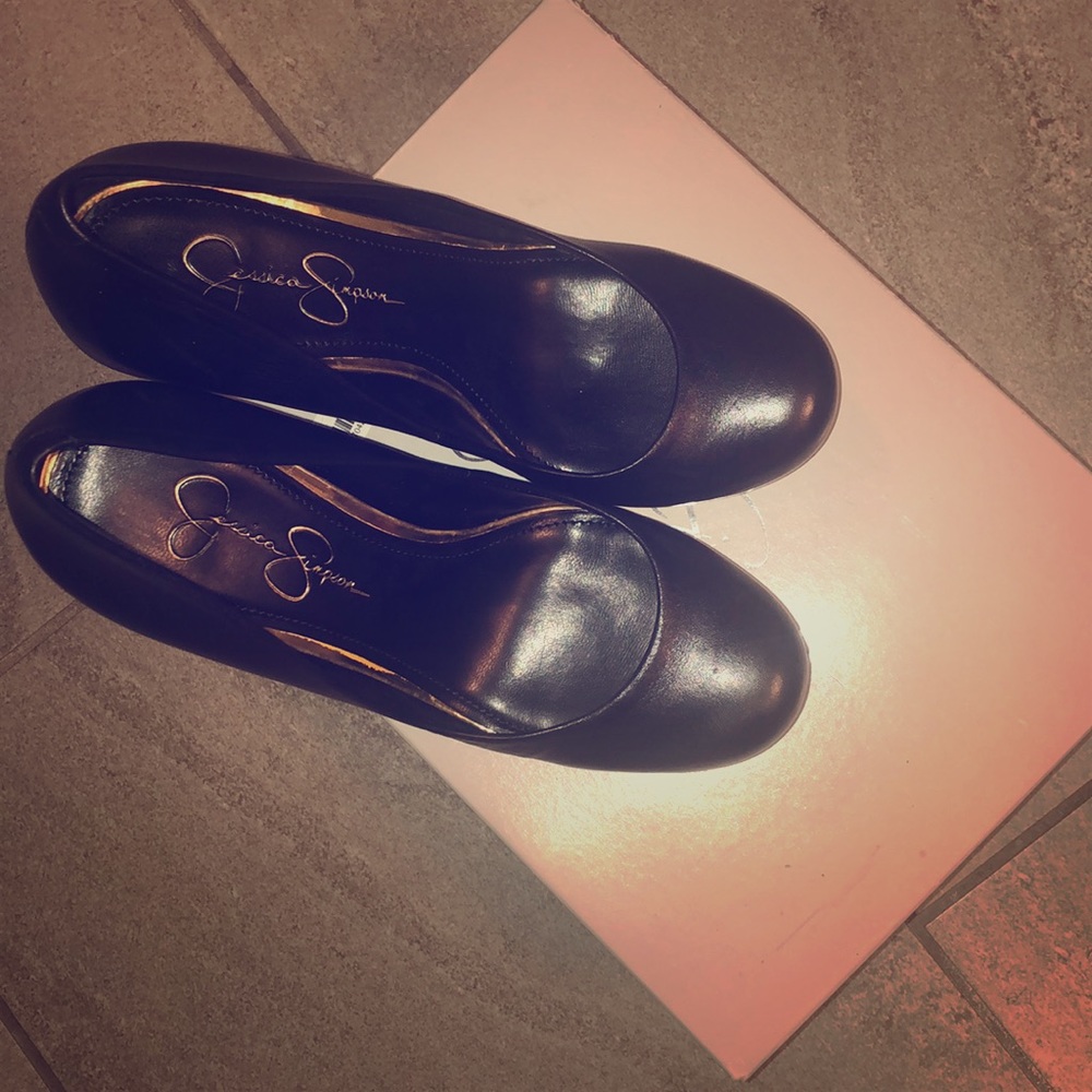 Jessica Simpson Platform Pumps